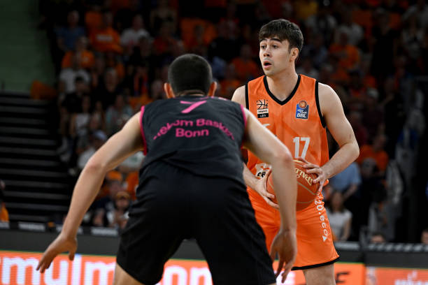 前后卫于帕 前后卫于帕